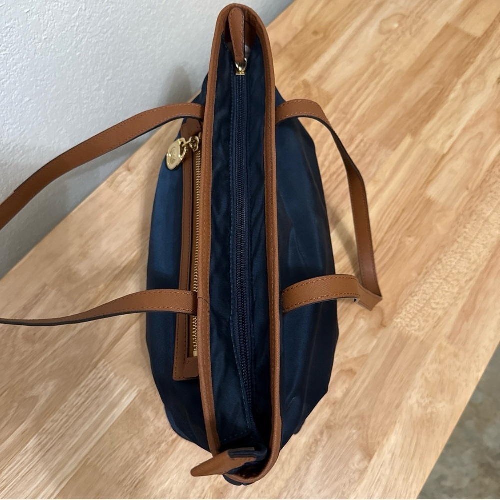 Michael Kors Kempton Nylon Satchel Tote Purse Shoulder Bag in Navy and Brown - Picture 7 of 13